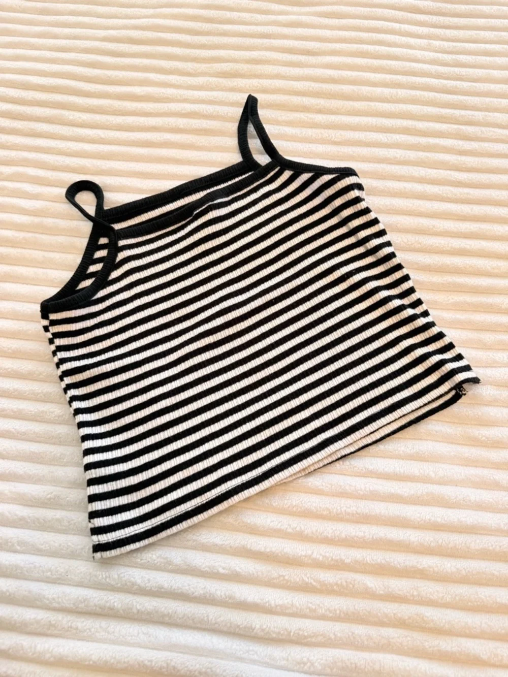 Old Navy Black & White Striped Ribbed tankless